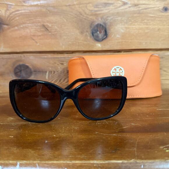 Tory Burch Eleanor Cat-Eye Sunglasses With Case - Picture 1 of 5